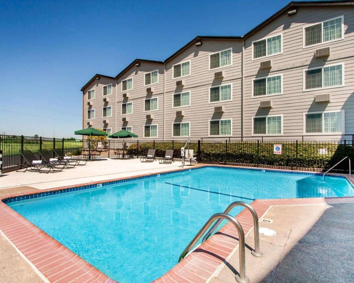 Quality Inn & Suites Springfield Zewnętrze zdjęcie