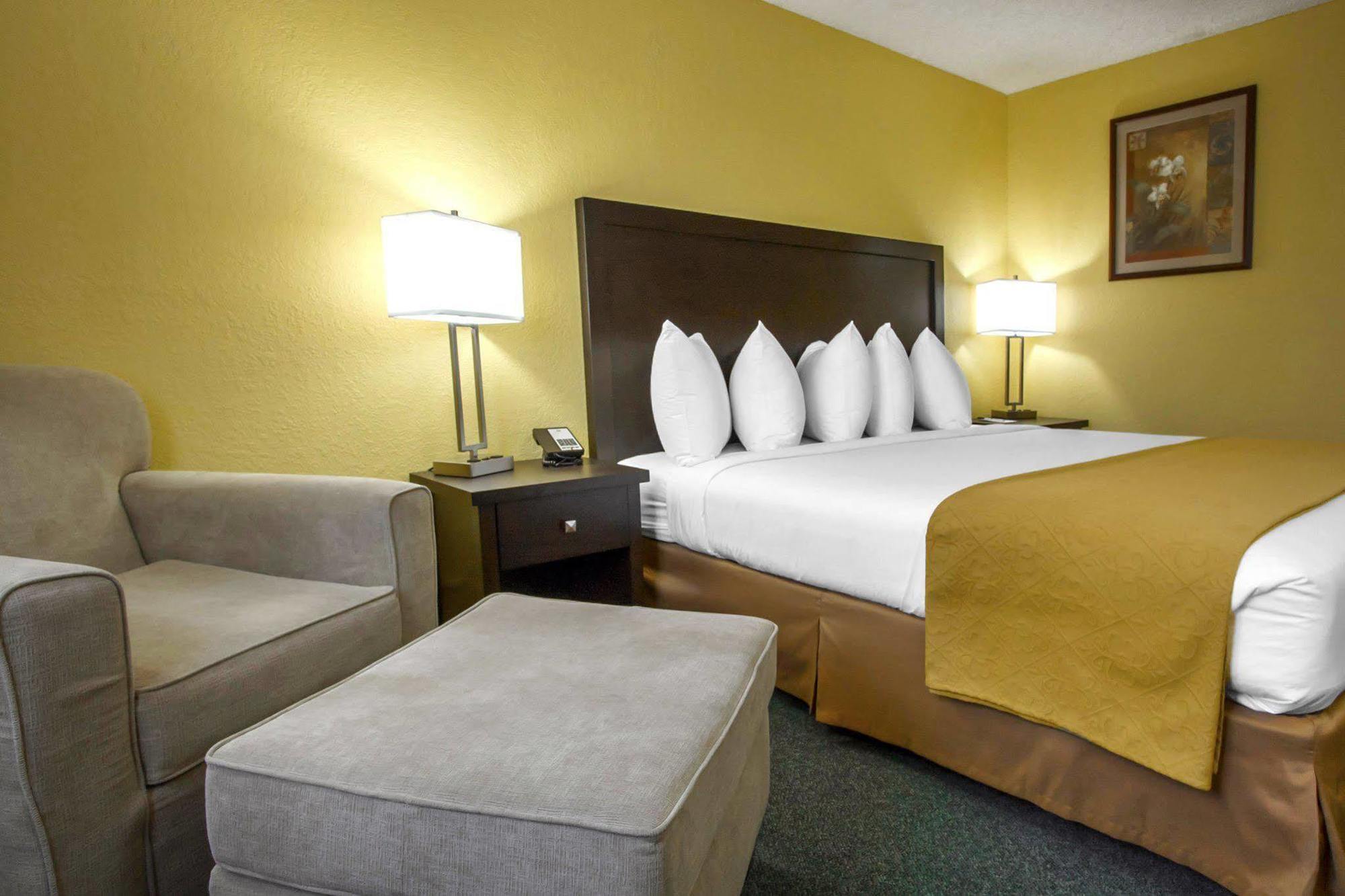 Quality Inn & Suites Springfield Zewnętrze zdjęcie