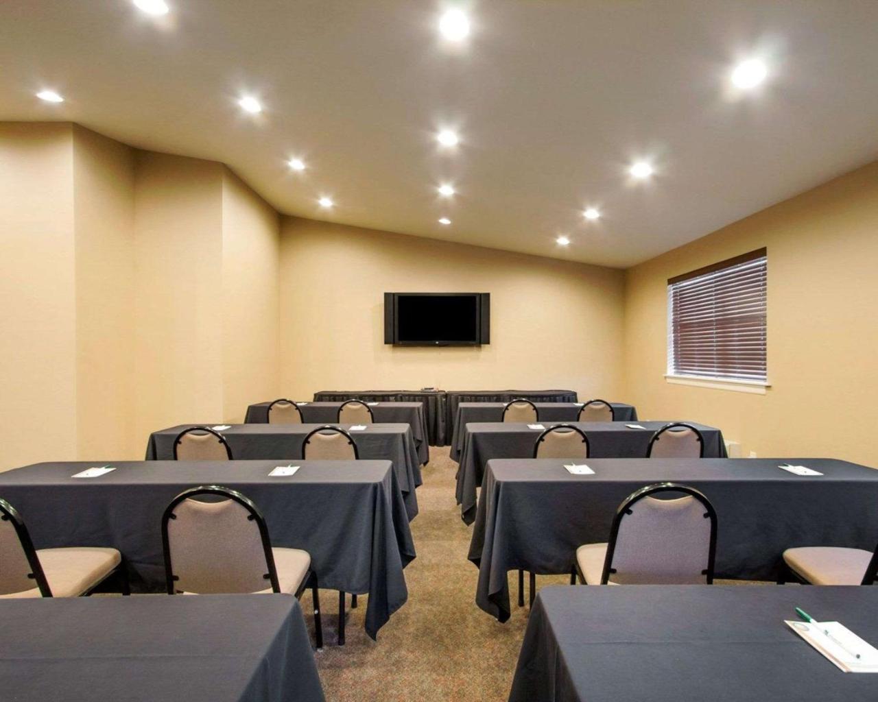 Quality Inn & Suites Springfield Zewnętrze zdjęcie