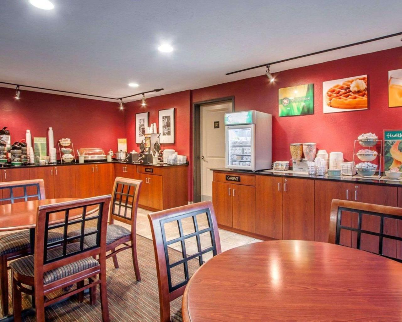 Quality Inn & Suites Springfield Zewnętrze zdjęcie