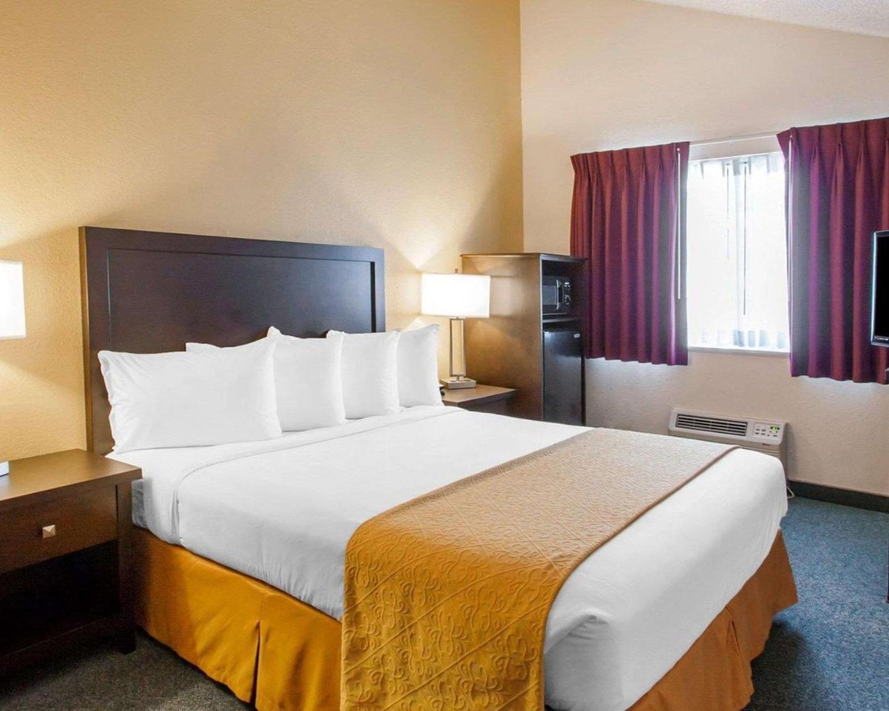 Quality Inn & Suites Springfield Zewnętrze zdjęcie