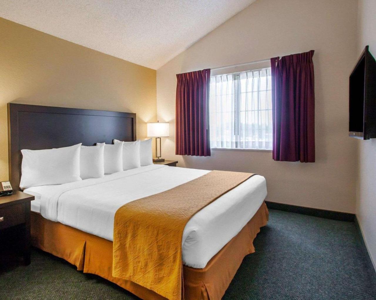 Quality Inn & Suites Springfield Zewnętrze zdjęcie